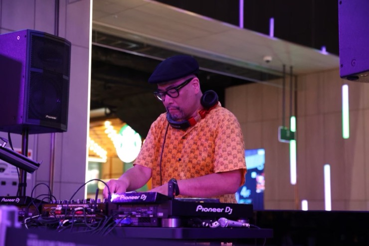 商業施設の館内イベント DJ・スピーカー持ち込み